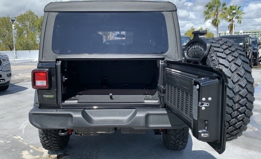 2022 Jeep Wrangler Unlimited Willys 24 Miles Black Clearcoat 4D Sport Utility 3.