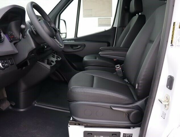 2021 Mercedes-Benz Sprinter 1500 Standard Roof