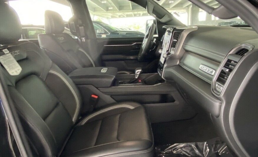 2022 Ram 1500 TRX 1039 Miles Diamond Black Crystal Pearlcoat 4D Crew Cab 6.2L Su