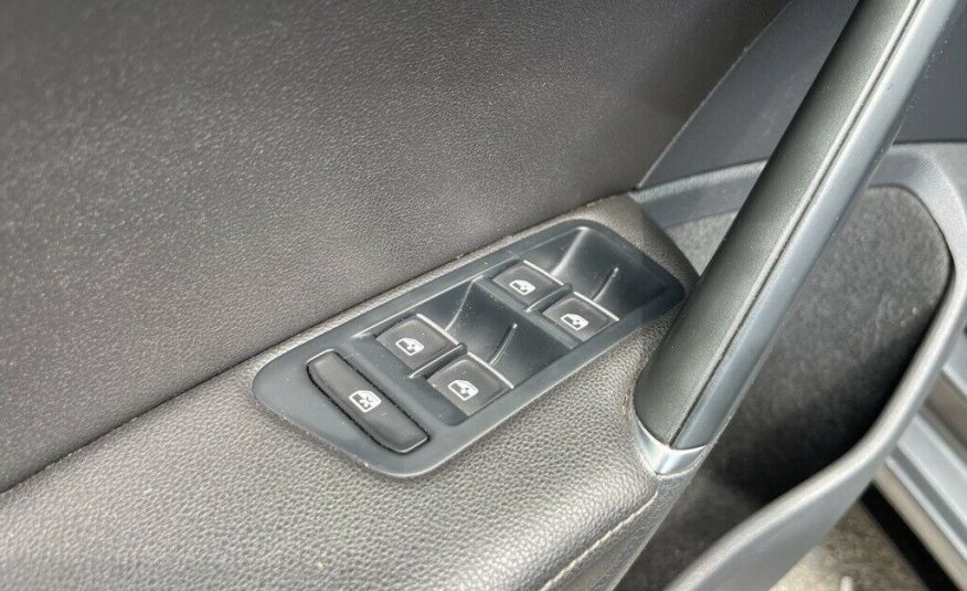 2018 Volkswagen Golf R DCC & Navigation 4Motion 27874 Miles Indium Gray Metallic