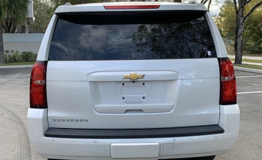 2017 Chevrolet Suburban LT 50741 Miles Iridescent Pearl Tricoat 4D Sport Utility