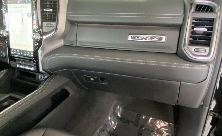 2022 Ram 1500 TRX 1039 Miles Diamond Black Crystal Pearlcoat 4D Crew Cab 6.2L Su