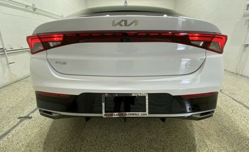 2022 Kia K5 LXS 10 Miles Glacial White Pearl 4D Sedan I4 8-Speed Automatic