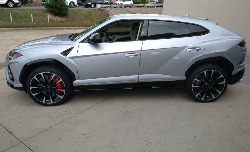 2020 Lamborghini Urus 4DR AWD