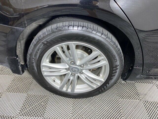 2011 INFINITI G25 X