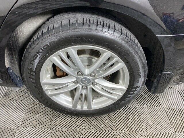 2011 INFINITI G25 X