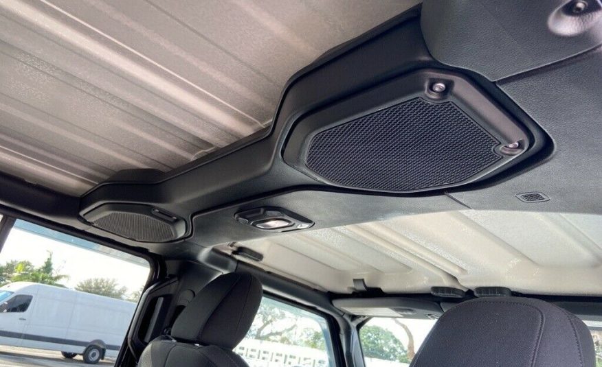 2018 Jeep Wrangler Unlimited Sahara 11445 Miles Black Clearcoat 4D Sport Utility