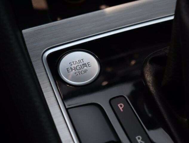 2014 Volkswagen Passat SE wSnrfNav