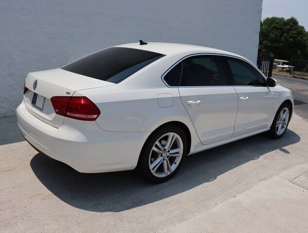 2014 Volkswagen Passat SE wSnrfNav