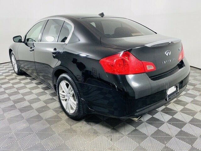 2011 INFINITI G25 X
