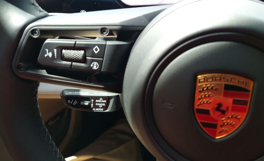 2020 Porsche Taycan Turbo