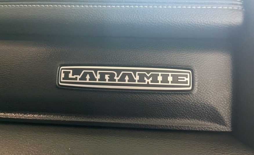 2021 Ram 2500 Laramie 5539 Miles Bright White Clearcoat 4D Crew Cab Cummins 6.7L