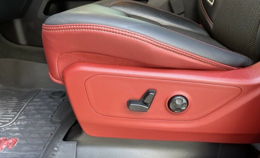 2021 Ram 1500 Rebel 9771 Miles Flame Red Clearcoat 4D Crew Cab HEMI 5.7L V8 Mult
