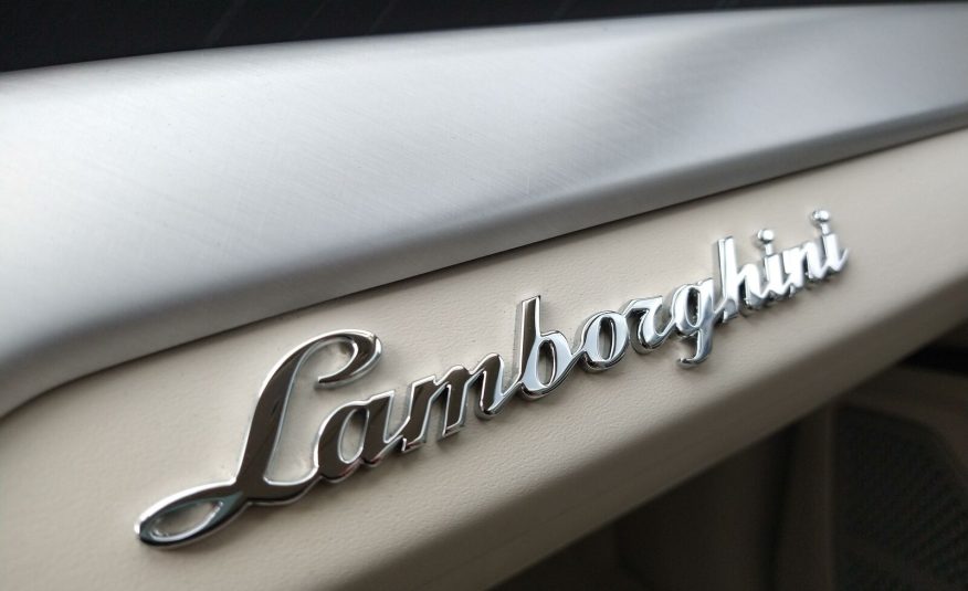 2020 Lamborghini Urus 4DR AWD