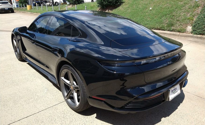 2020 Porsche Taycan Turbo