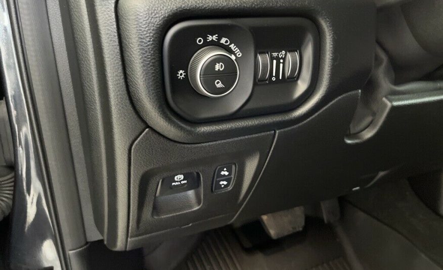 2021 Ram 1500 Laramie 5728 Miles Maximum Steel Metallic Clearcoat 4D Crew Cab HE