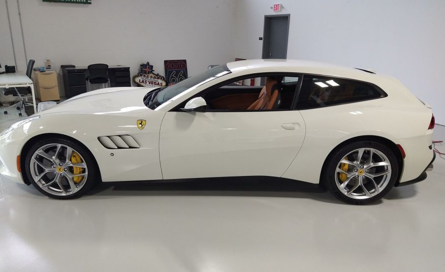 2018 Ferrari GTC4Lusso T
