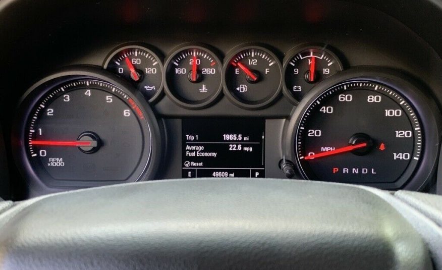 2020 Chevrolet Silverado 1500 Custom 49608 Miles Silver Ice Metallic 4D Crew Cab