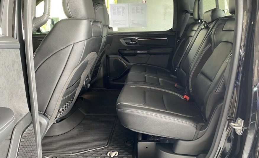2022 Ram 1500 TRX 1039 Miles Diamond Black Crystal Pearlcoat 4D Crew Cab 6.2L Su