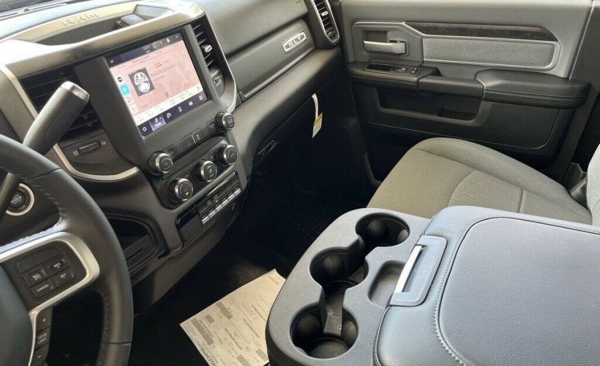 2022 Ram 5500HD Tradesman 716 Miles Cummins 6.7L I6 Turbodiesel Aisin 6-Speed