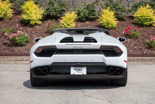 2017 Lamborghini Huracan 2DR CNV
