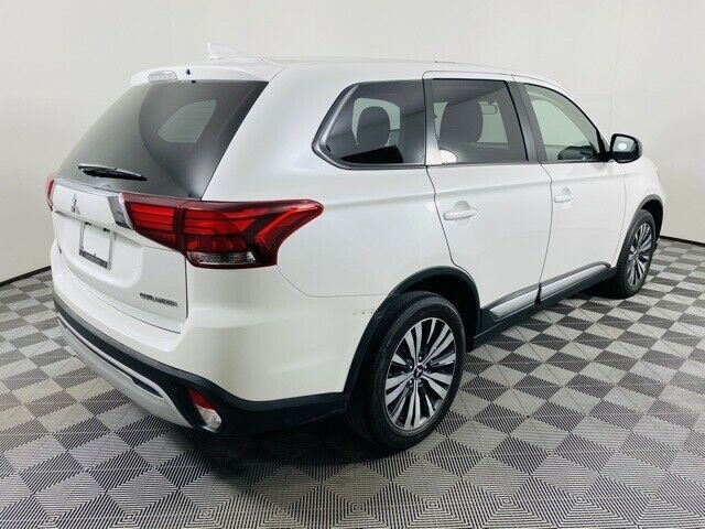 2019 Mitsubishi Outlander ES