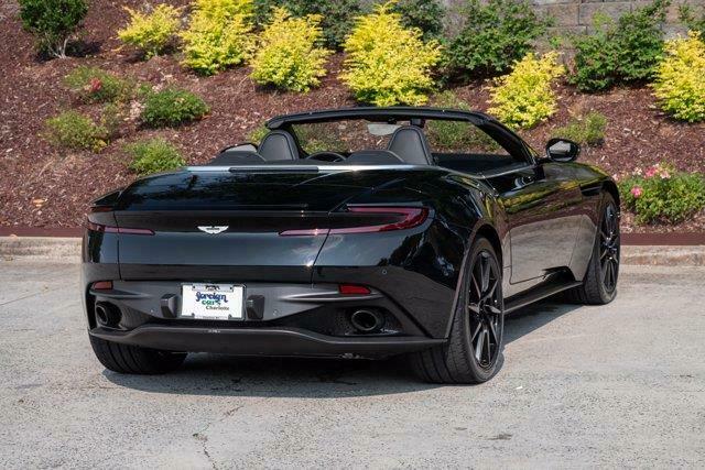 2020 Aston Martin DB11 2DR CPE VOLANTE