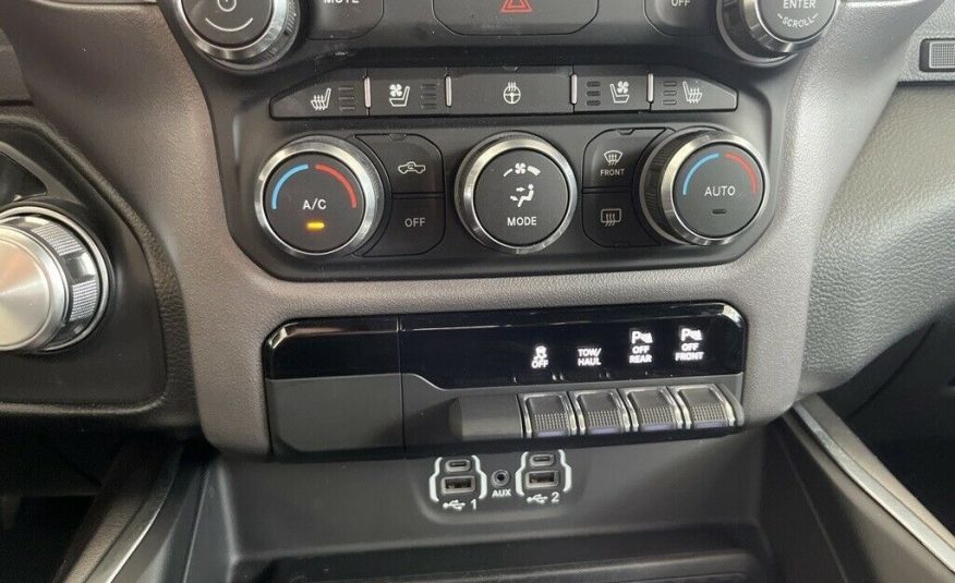 2021 Ram 1500 Laramie 16448 Miles Diamond Black Crystal Pearlcoat 4D Crew Cab HE