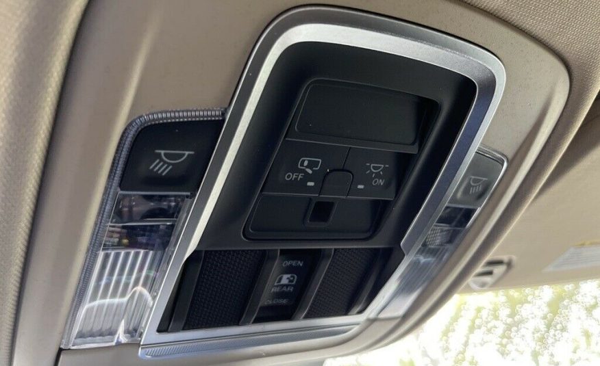 2021 Ram 1500 Laramie 5728 Miles Maximum Steel Metallic Clearcoat 4D Crew Cab HE
