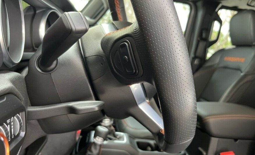 2021 Jeep Gladiator Mojave 11358 Miles Sting-Gray Clearcoat 4D Crew Cab 3.6L V6
