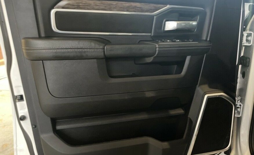 2021 Ram 2500 Laramie 6129 Miles Bright White Clearcoat 4D Crew Cab Cummins 6.7L