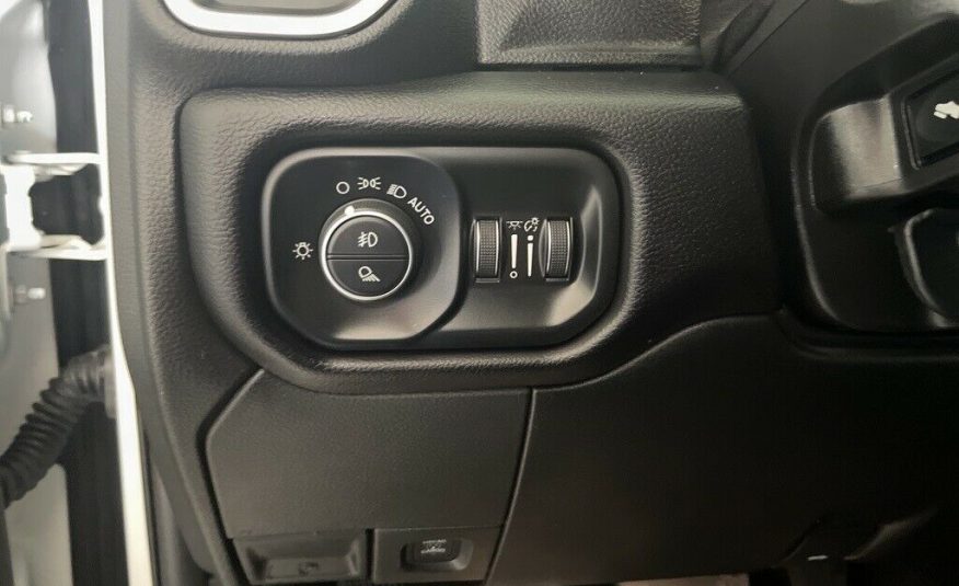 2021 Ram 2500 Laramie 5539 Miles Bright White Clearcoat 4D Crew Cab Cummins 6.7L