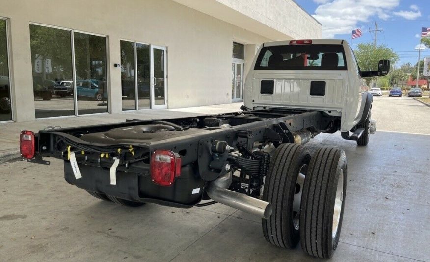 2022 Ram 5500HD Tradesman 716 Miles Cummins 6.7L I6 Turbodiesel Aisin 6-Speed