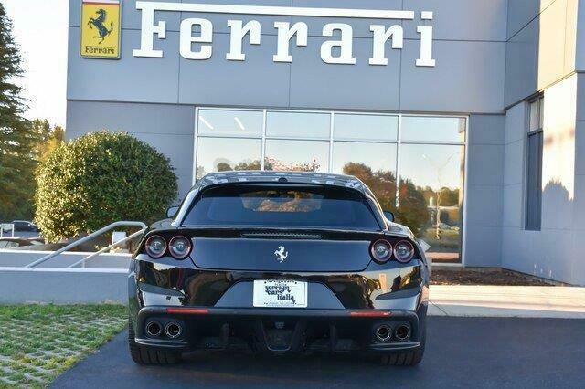 2018 Ferrari GTC4Lusso 2DR COUPE