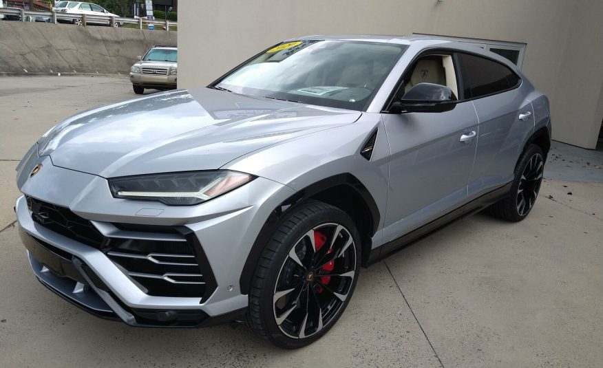 2020 Lamborghini Urus 4DR AWD