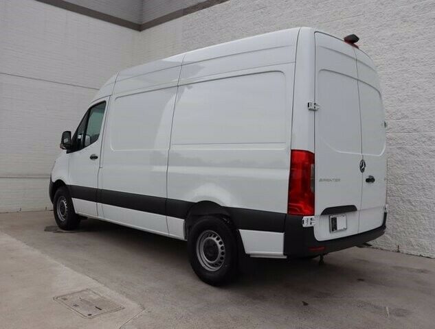 2021 Mercedes-Benz Sprinter 1500 Standard Roof