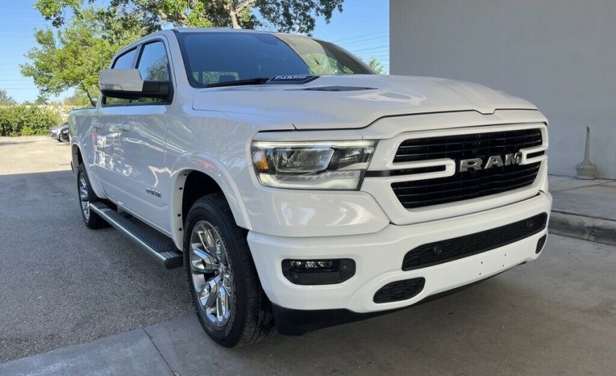 2021 Ram 1500 Laramie 17699 Miles Bright White Clearcoat 4D Crew Cab HEMI 5.7L V