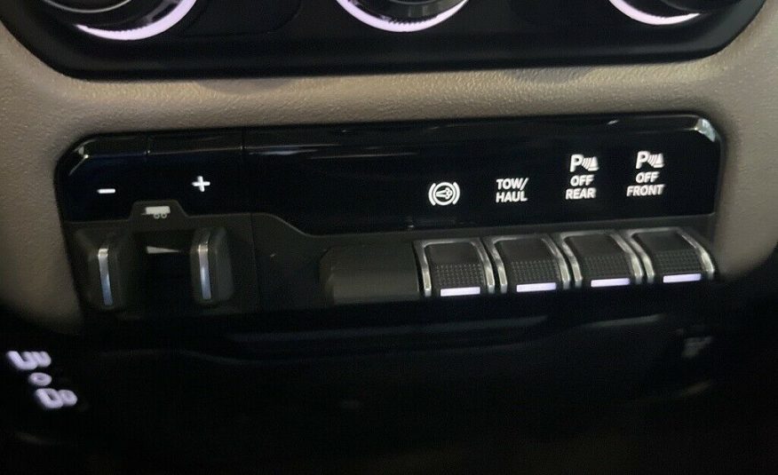 2021 Ram 2500 Laramie 6129 Miles Bright White Clearcoat 4D Crew Cab Cummins 6.7L