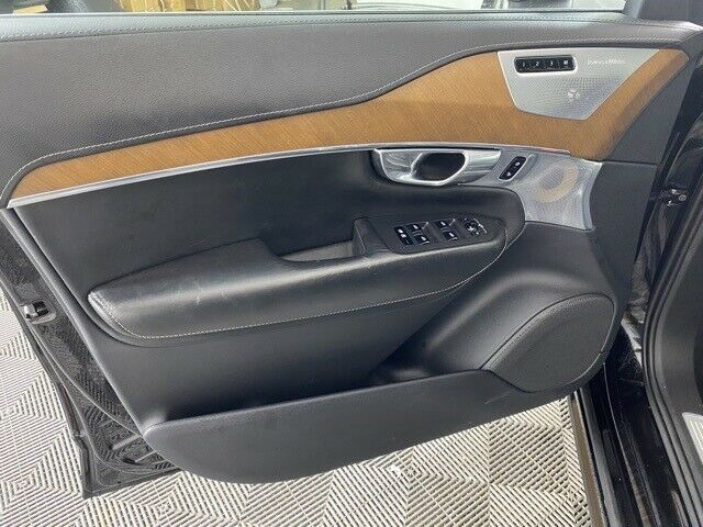 2018 Volvo XC90 T6 Inscription