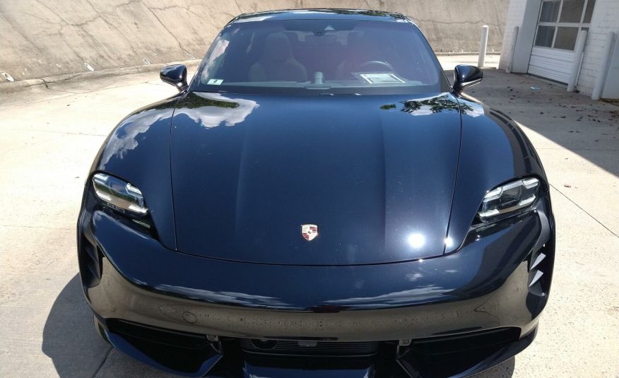 2020 Porsche Taycan Turbo