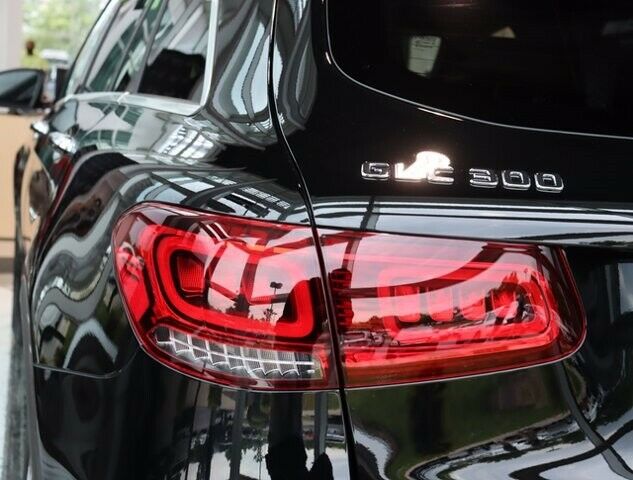 2021 Mercedes-Benz GLC GLC 300
