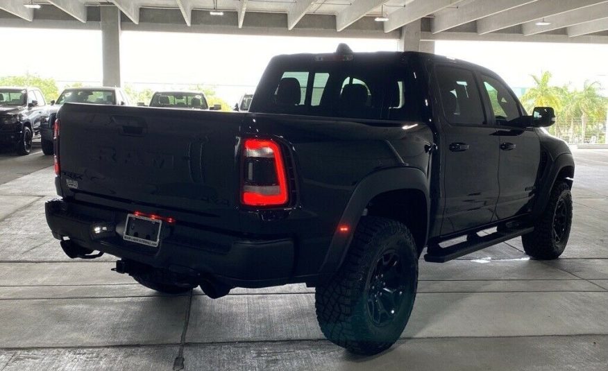 2022 Ram 1500 TRX 1039 Miles Diamond Black Crystal Pearlcoat 4D Crew Cab 6.2L Su