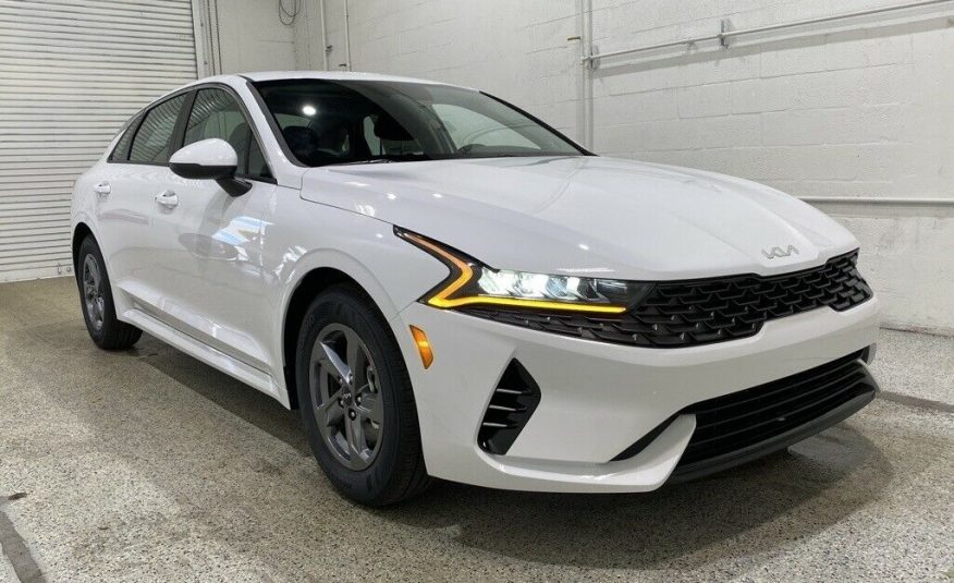 2022 Kia K5 LXS 10 Miles Glacial White Pearl 4D Sedan I4 8-Speed Automatic
