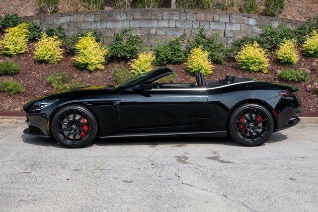 2020 Aston Martin DB11 2DR CPE VOLANTE