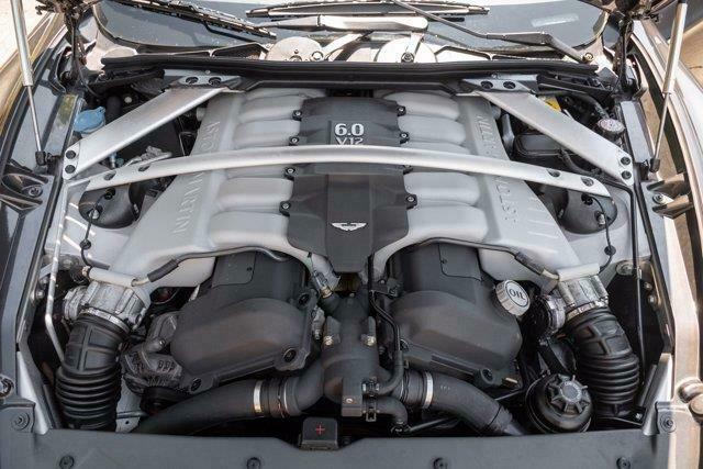 2011 Aston Martin Rapide Luxury