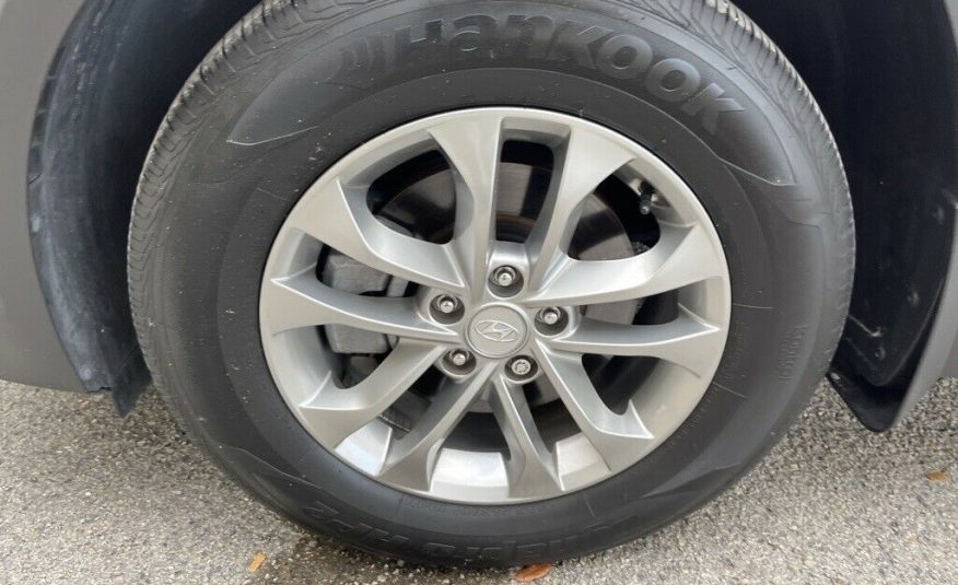 2019 Hyundai Santa Fe SEL 2.4 26708 Miles Quartz White 4D Sport Utility 2.4L I4