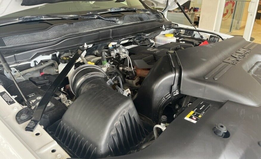 2021 Ram 2500 Laramie 5539 Miles Bright White Clearcoat 4D Crew Cab Cummins 6.7L