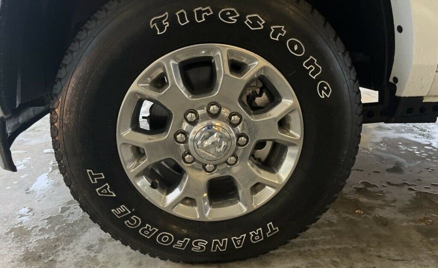 2021 Ram 2500 Laramie 6129 Miles Bright White Clearcoat 4D Crew Cab Cummins 6.7L