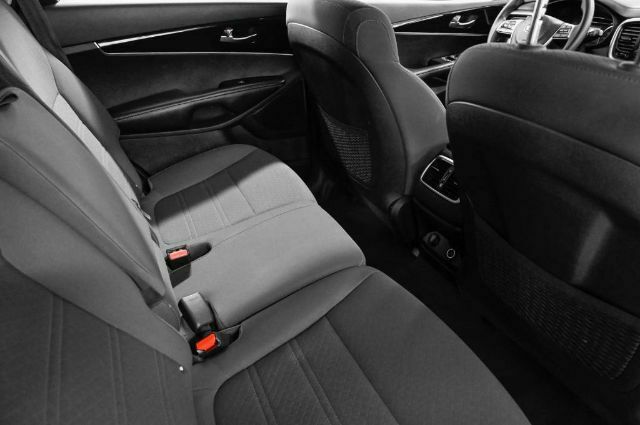 2020 Kia Sorento LX V6