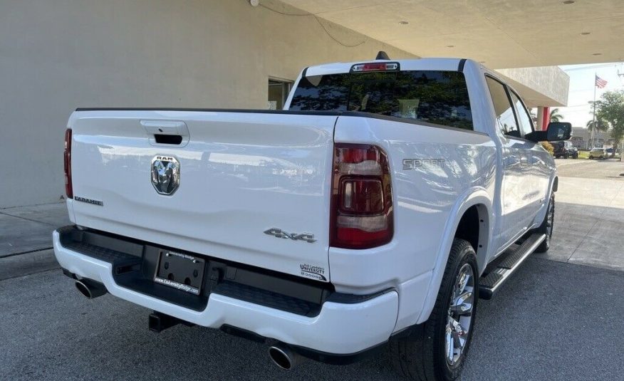 2021 Ram 1500 Laramie 17699 Miles Bright White Clearcoat 4D Crew Cab HEMI 5.7L V